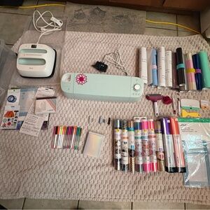 Cricut Explore Air 2 in Light Green with Crafting Supplies